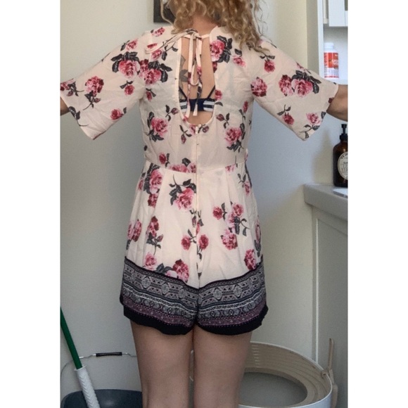 Romper - Picture 4 of 4